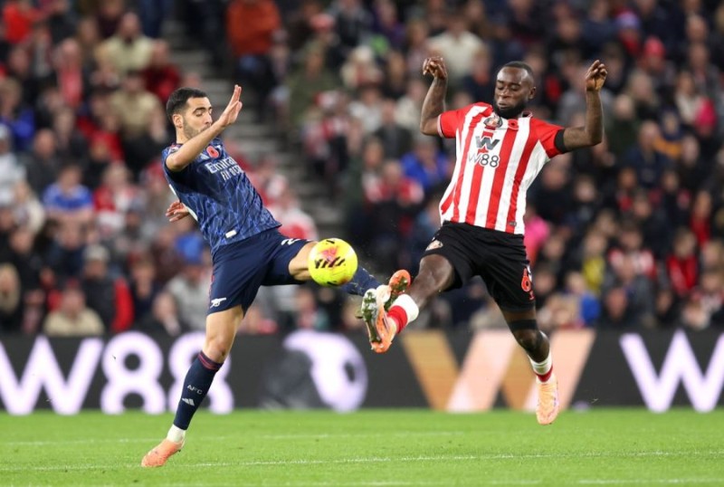 Sunderland quyết tâm giành điểm trước Arsenal